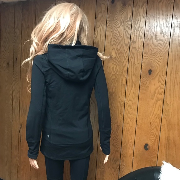 Lululemon Stride Jacket II Bordeaux Drama - Picture 4 of 15